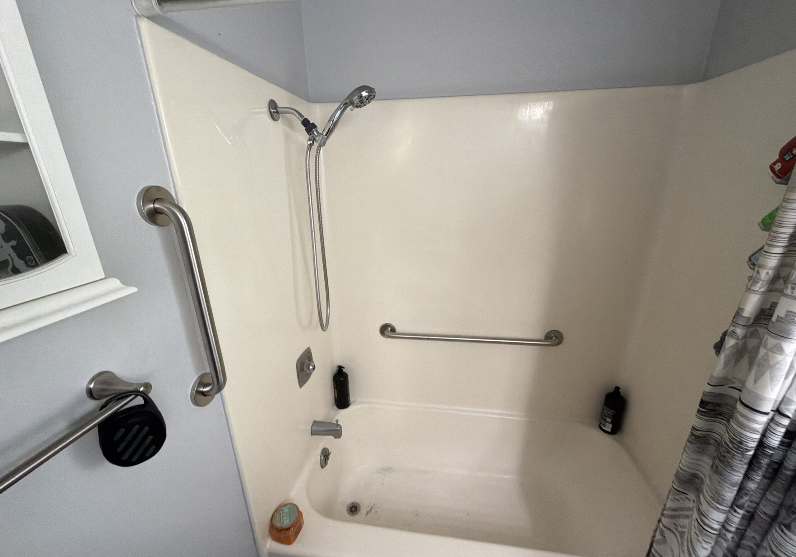 grab bar