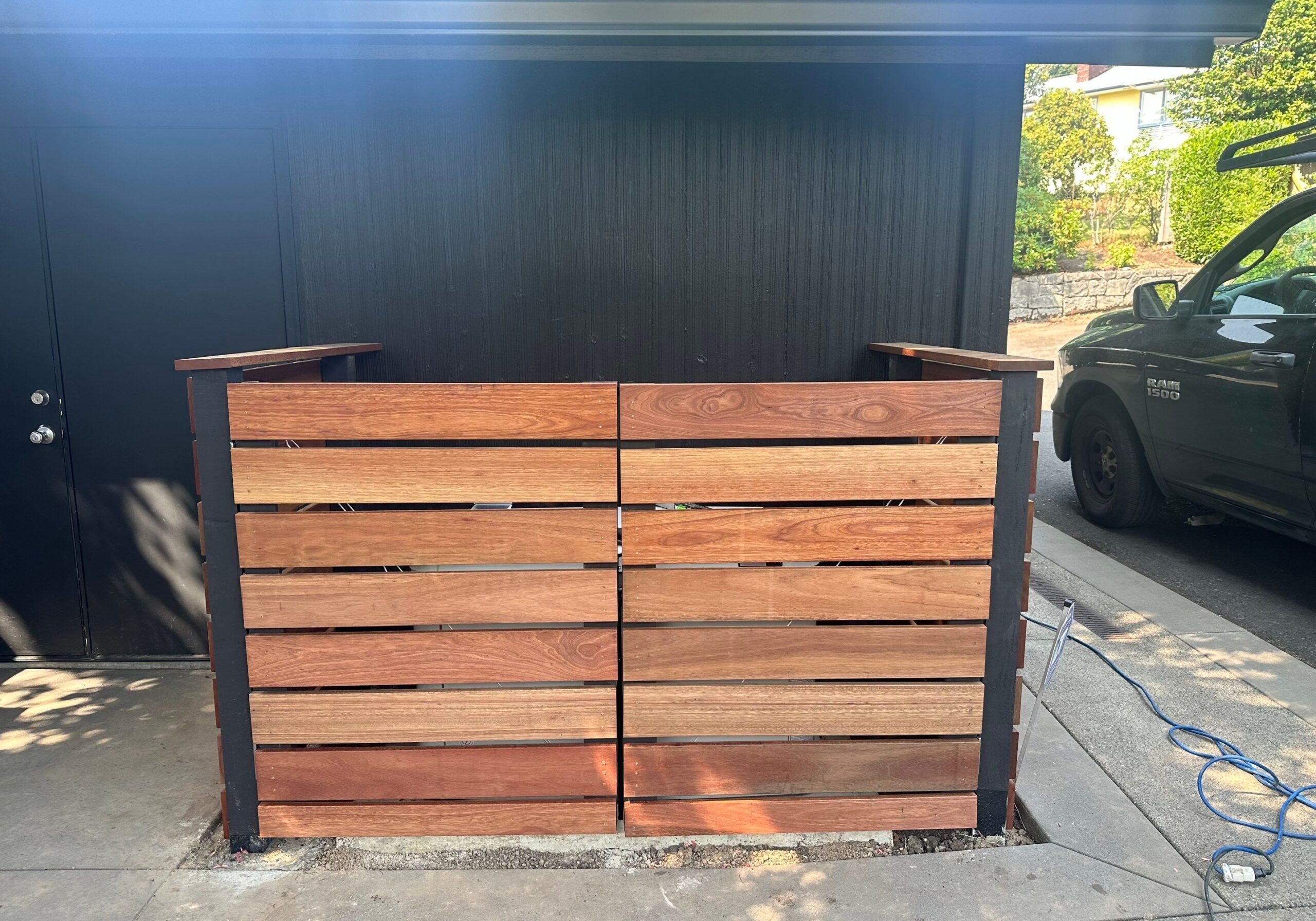 hide generator